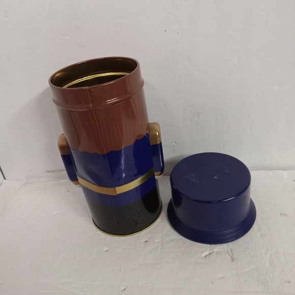 Nut Crackers Lot 2 Wooden & a Tin Canister Vintage & Modern - Picture 5 of 12
